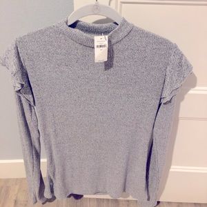 GAP NWT long sleeve grey fluttered shoulder top